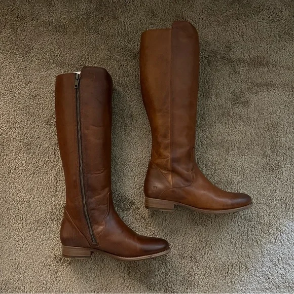 NIB Frye Carly Shield Knee High Zipper Leather Boots - Picture 4 of 4